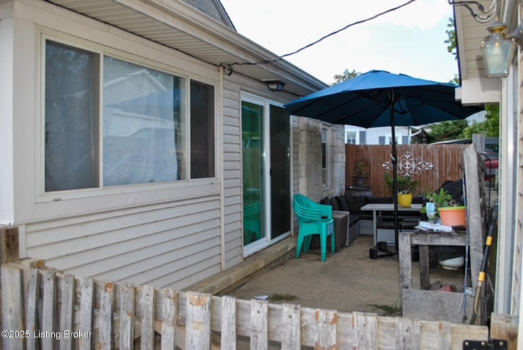 Listing Image 25