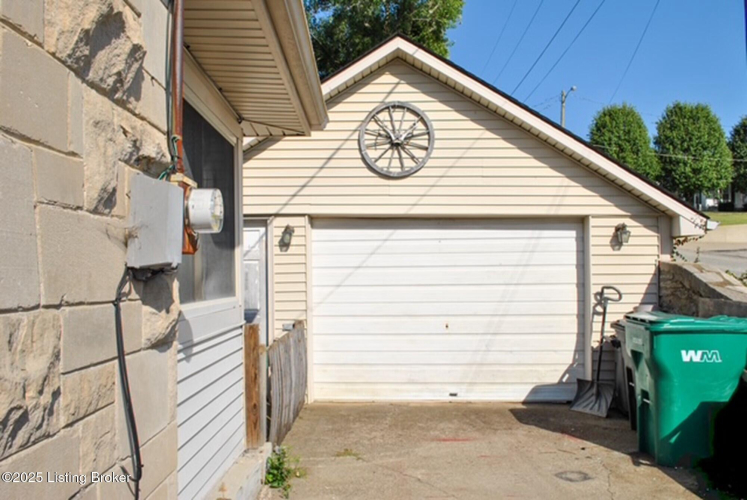 Listing Image 26