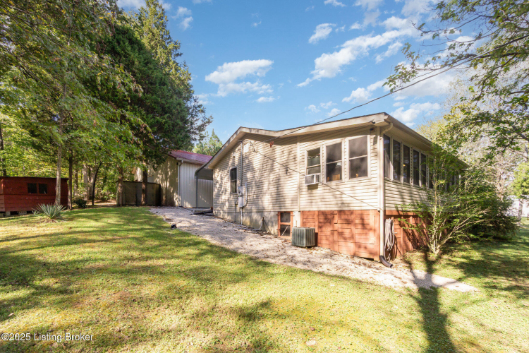 Listing Image 28