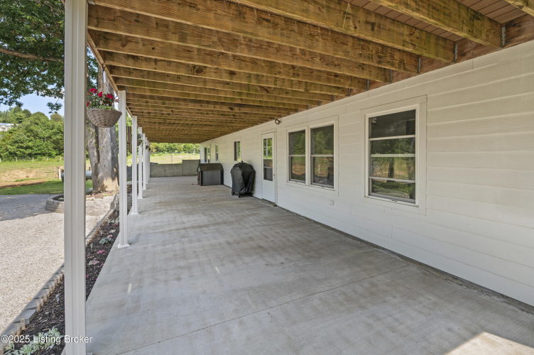 Listing Image 58