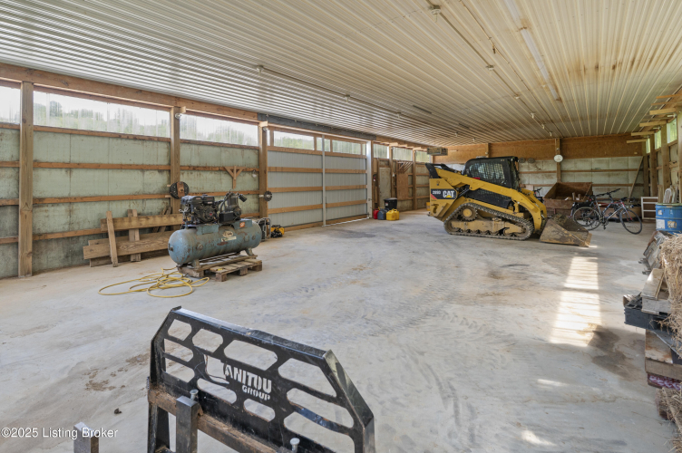 Listing Image 74