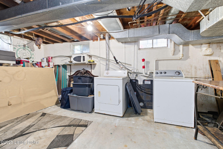 Listing Image 29