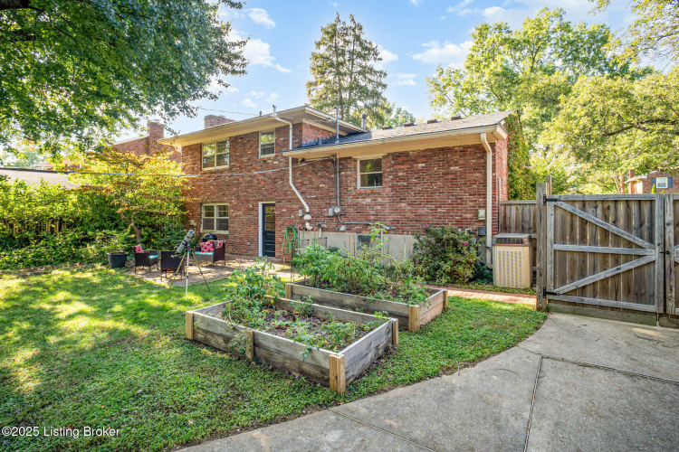 Listing Image 27
