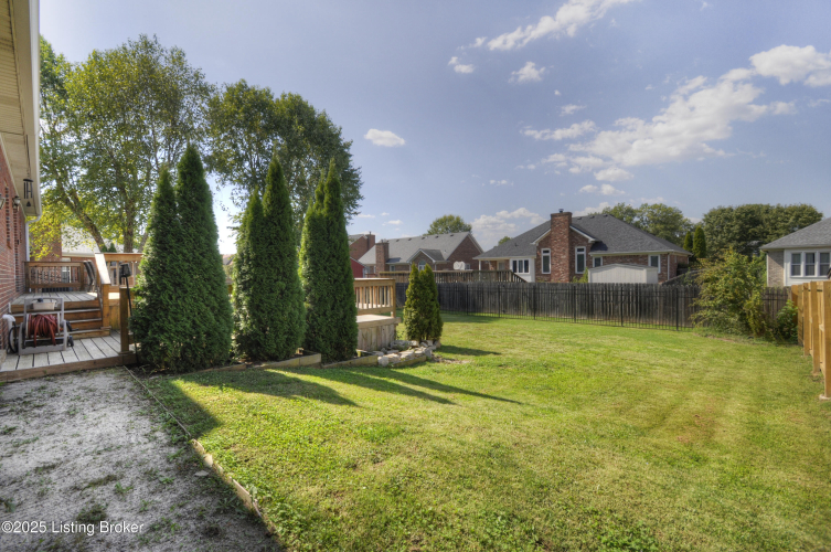 Listing Image 25