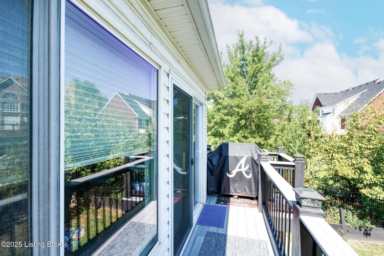 Listing Image 102