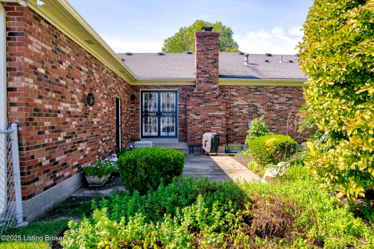Listing Image 53