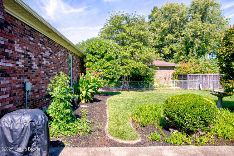 Listing Image 57