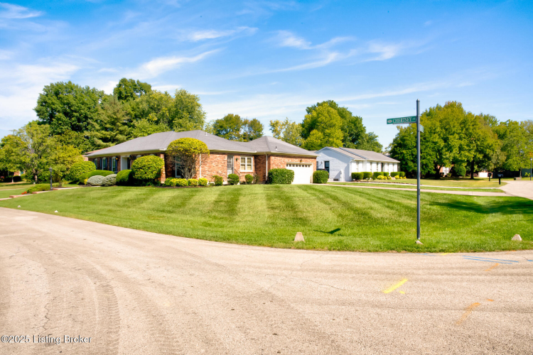 Listing Image 59