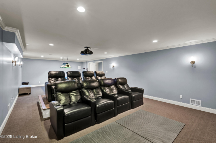 Listing Image 52