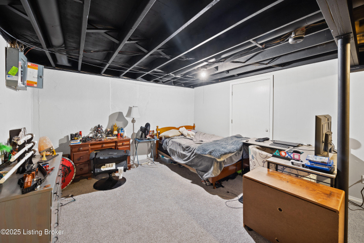 Listing Image 23