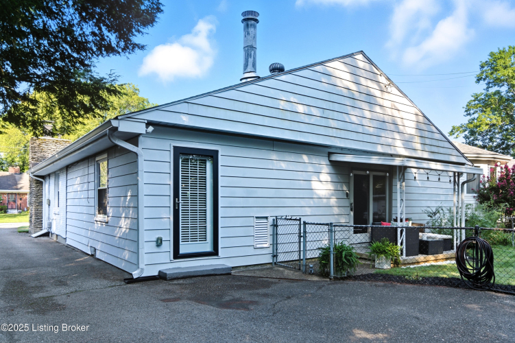 Listing Image 67