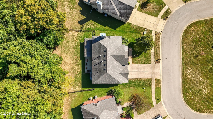 Listing Image 42