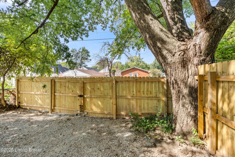 Listing Image 27