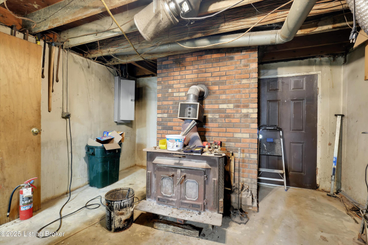 Listing Image 22
