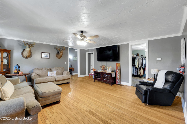Listing Image 31