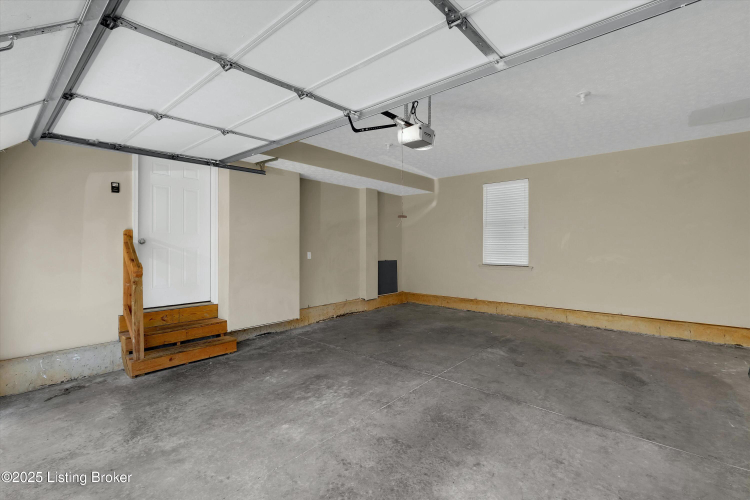 Listing Image 36