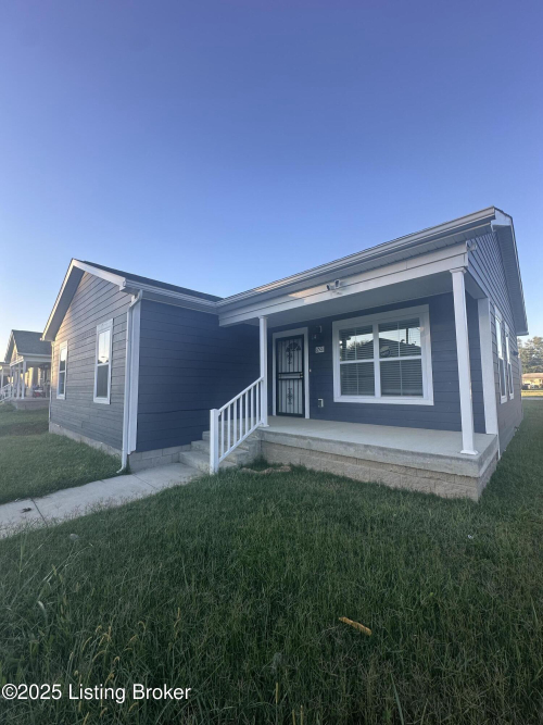 Listing Image 5