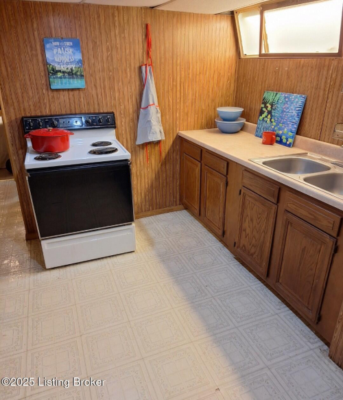 Listing Image 41