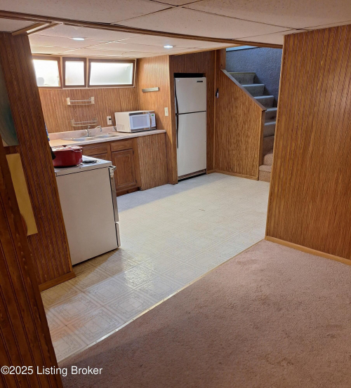 Listing Image 48
