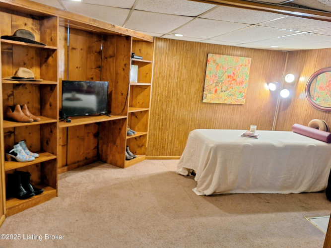 Listing Image 49