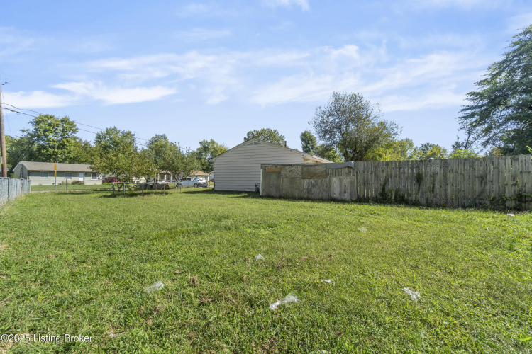 Listing Image 14