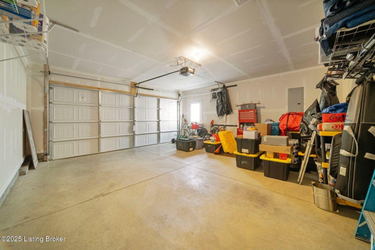 Listing Image 42