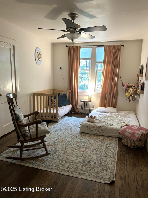 Listing Image 6