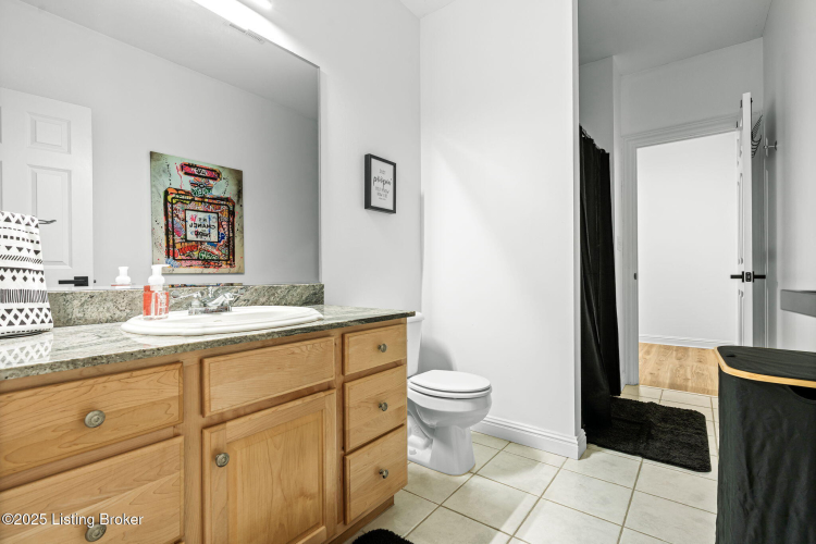 Listing Image 65