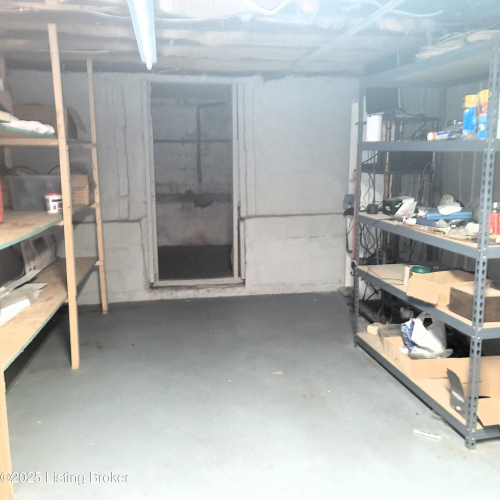 Listing Image 32