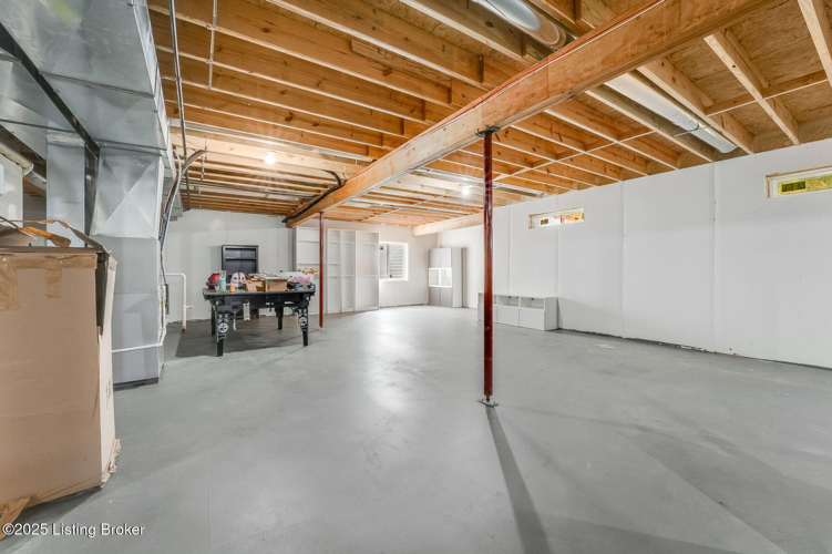 Listing Image 38