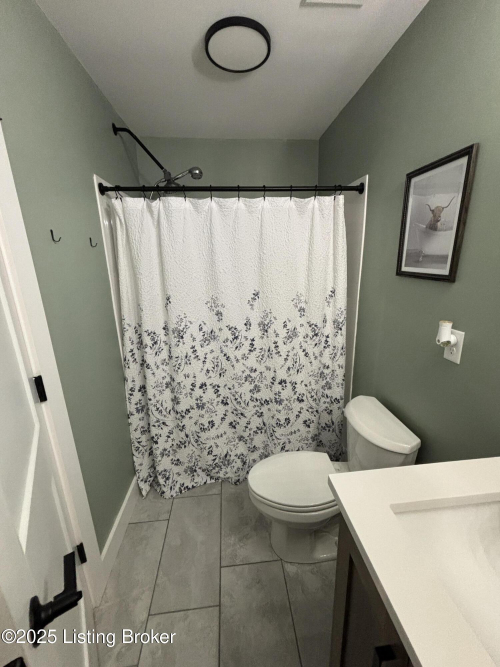 Listing Image 14
