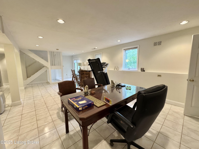 Listing Image 51