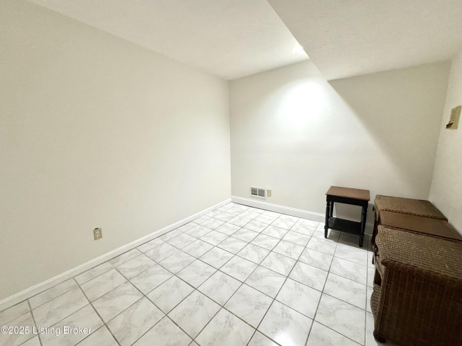 Listing Image 55