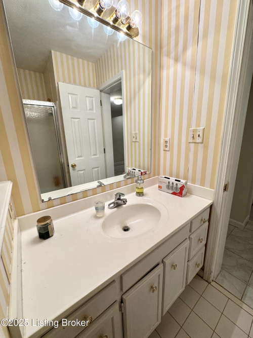 Listing Image 59