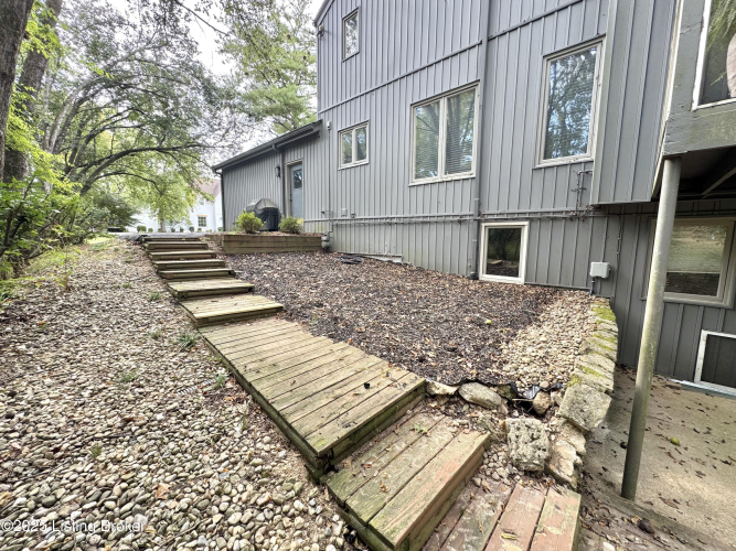 Listing Image 62