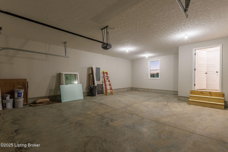 Listing Image 53