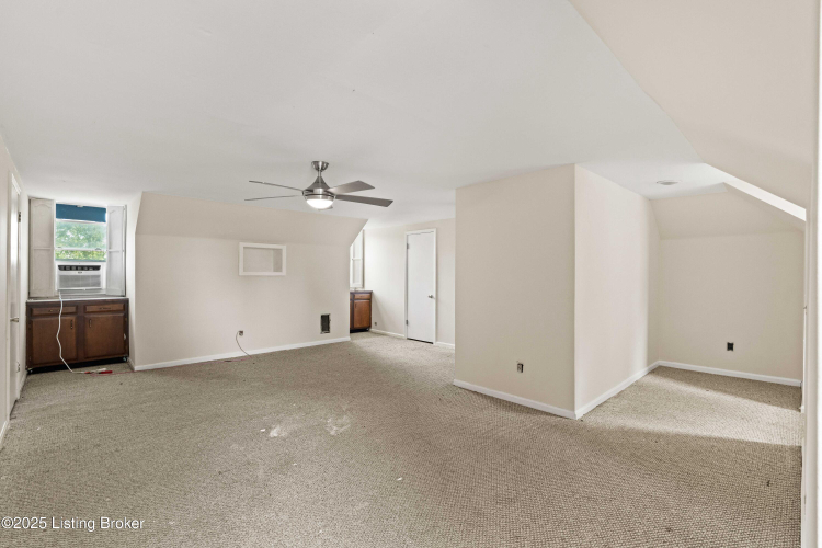 Listing Image 39