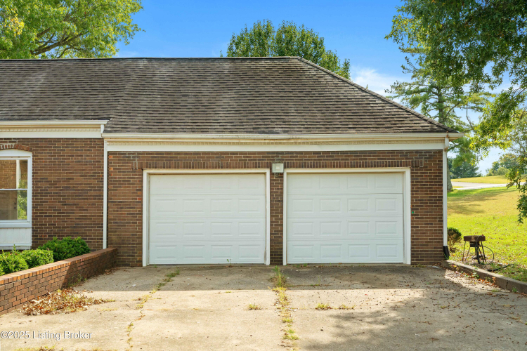 Listing Image 45