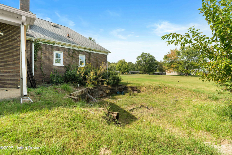 Listing Image 56