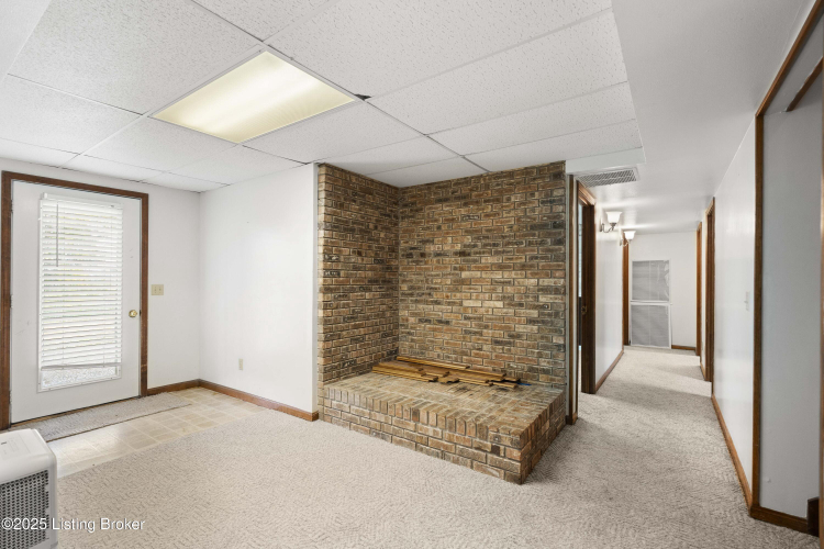 Listing Image 52