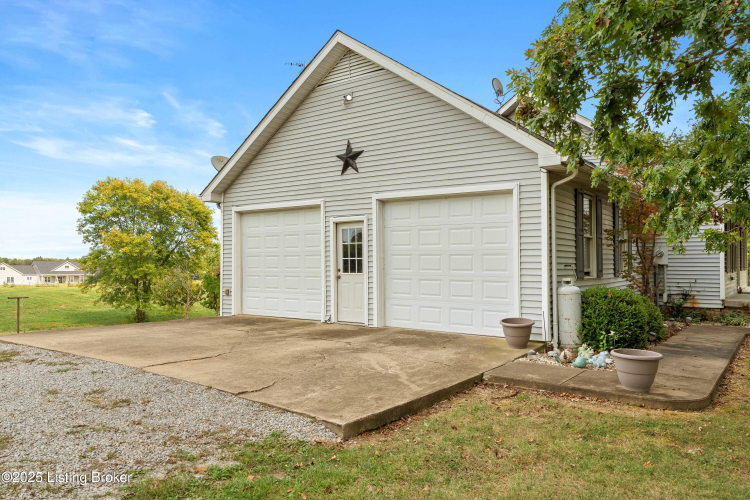 Listing Image 66
