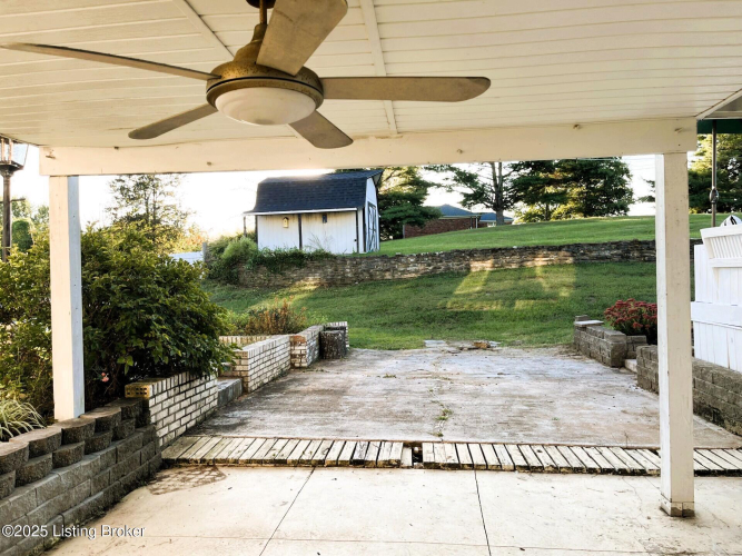 Listing Image 16