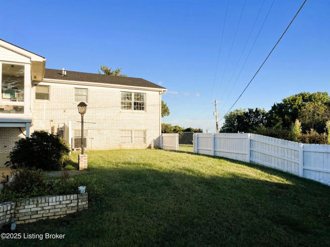 Listing Image 18