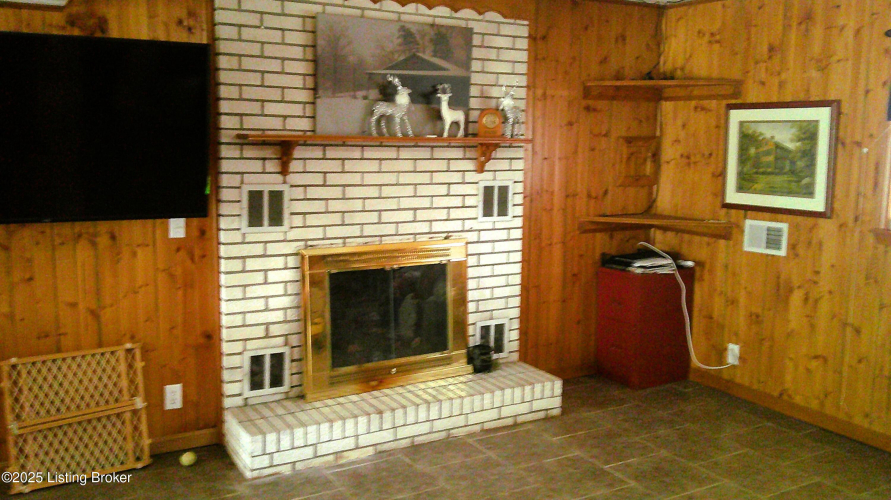 Listing Image 38