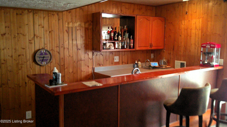 Listing Image 41