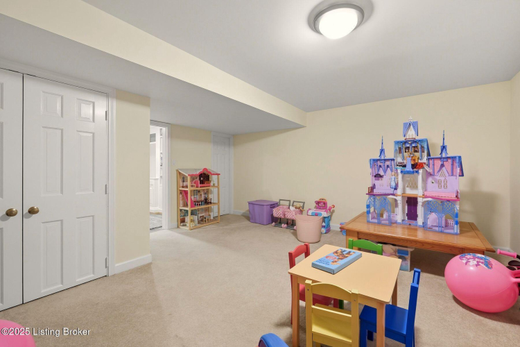 Listing Image 53