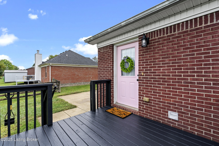 Listing Image 14