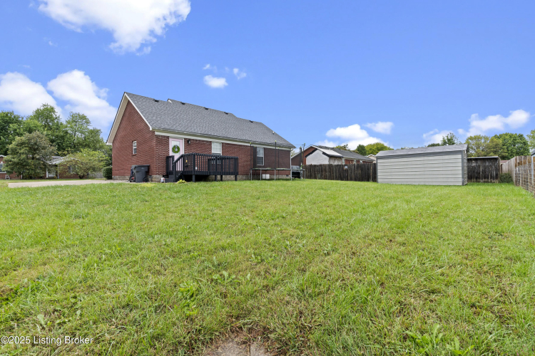 Listing Image 16