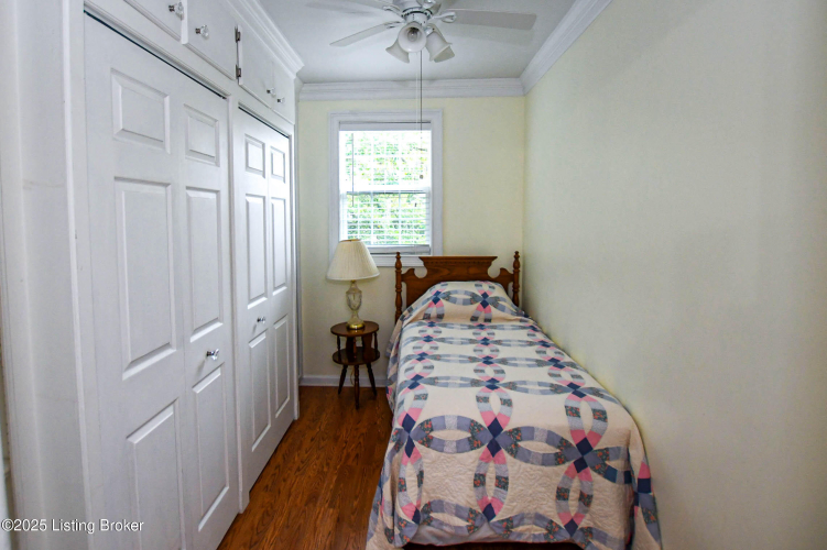 Listing Image 17