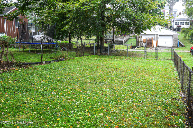 Listing Image 19